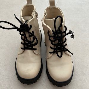 Zara boots